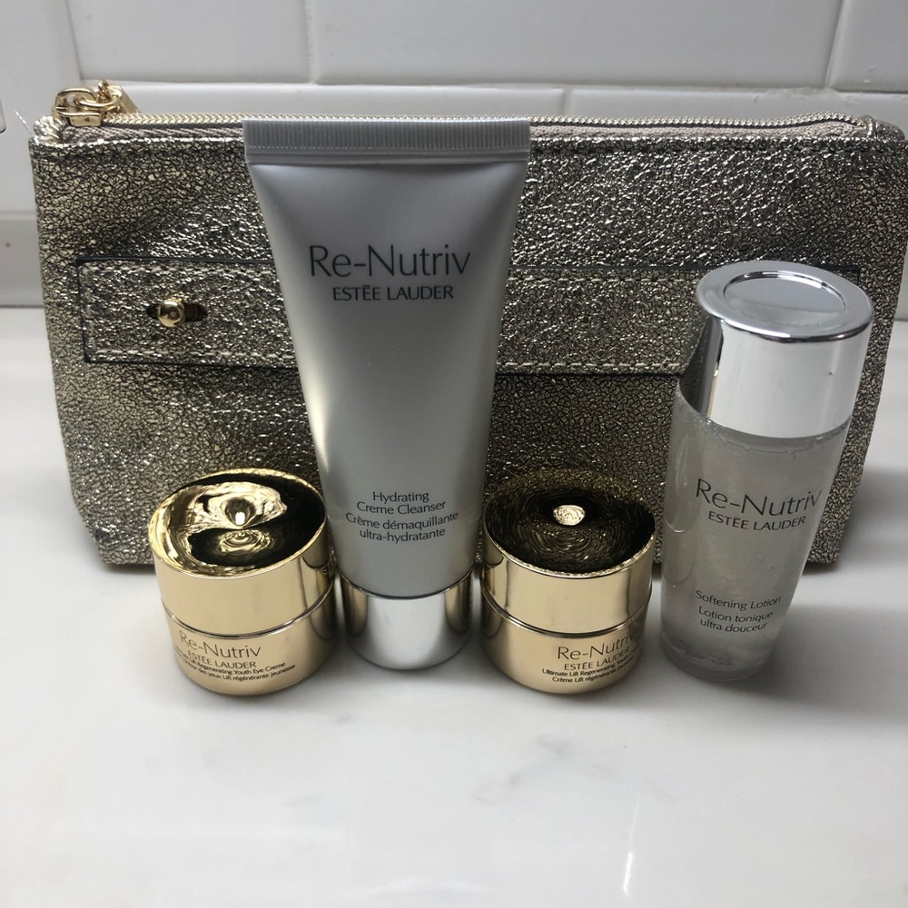 Estée Lauder Renutriv Deluxe Sample Set
